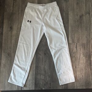 Boy’’s Under Armour Light Gray Sweatpants Size XL